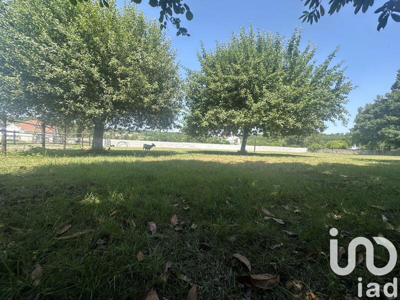 Maison - 192 m² - 8 pièces