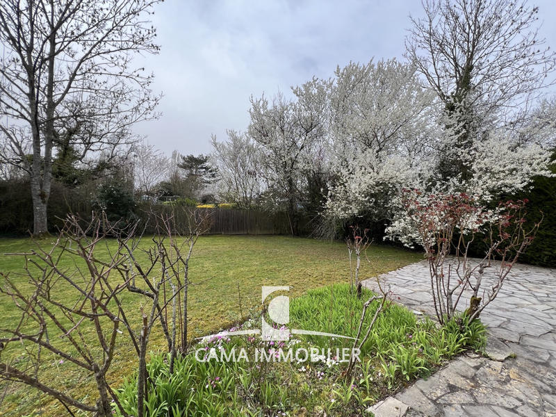 Maison - 190 m² - 8 pièces