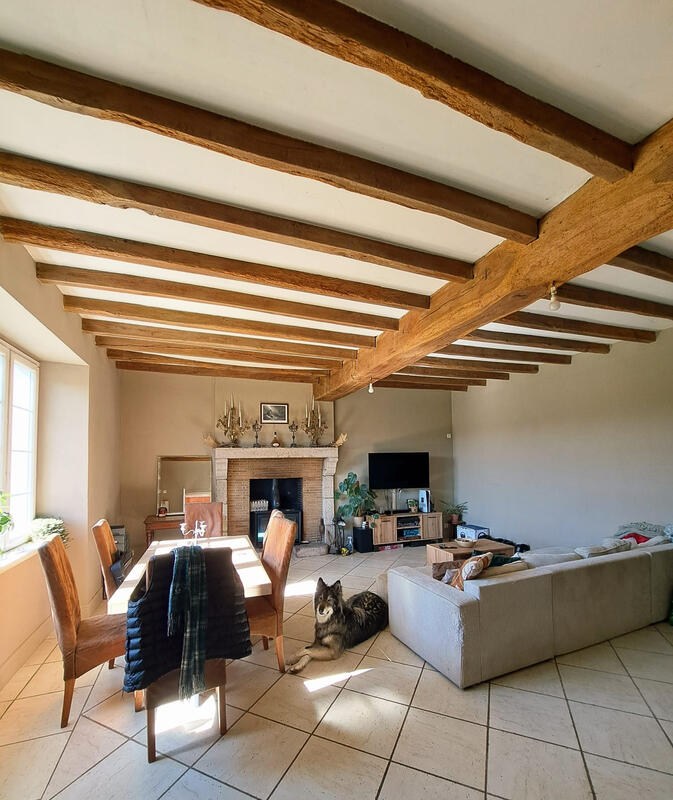 Maison - 180 m² - 5 pièces