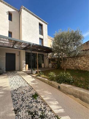 Maison - 114 m² - 4 pièces