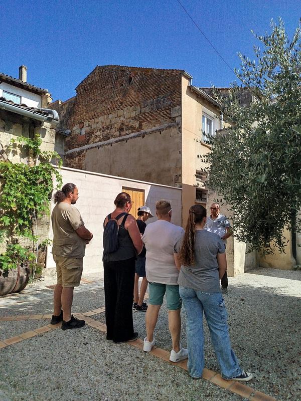 Visite guidée de la bastide de Miramont-de-Guyenne avec le Raconteur de Pays