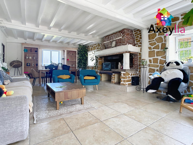 Maison - 200 m² - 7 pièces