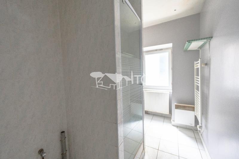 Maison - 285 m² - 11 pièces