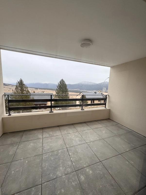 Appartement - 98 m² - 4 pièces