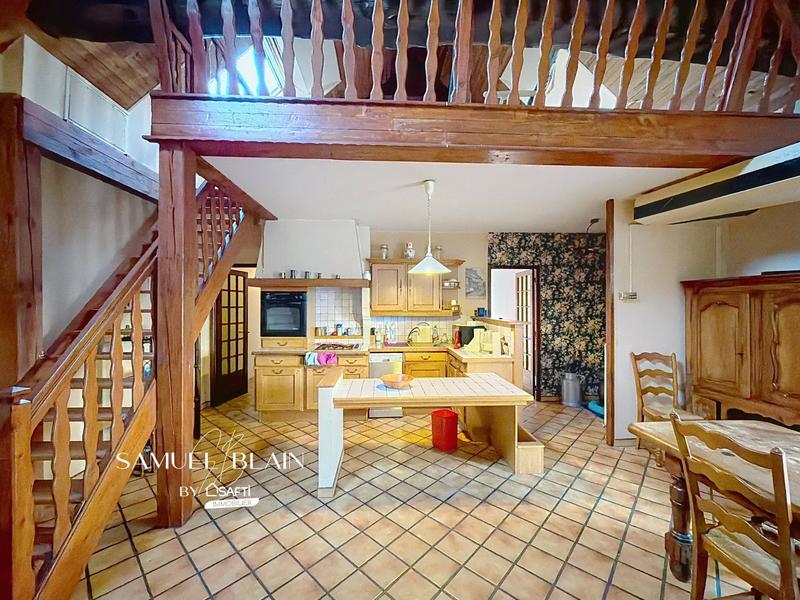 Maison - 138 m² - 6 pièces