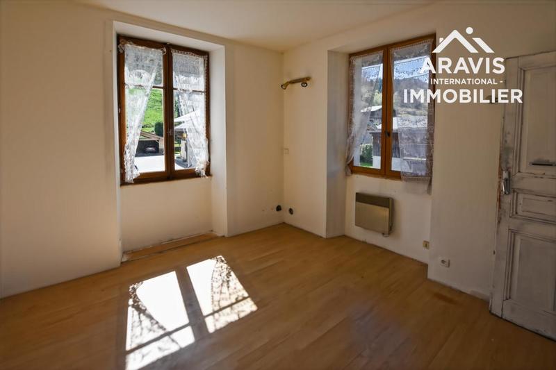 Maison - 360 m² - 10 pièces