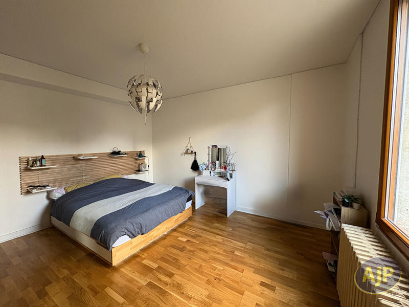 Maison - 165 m² - 6 pièces