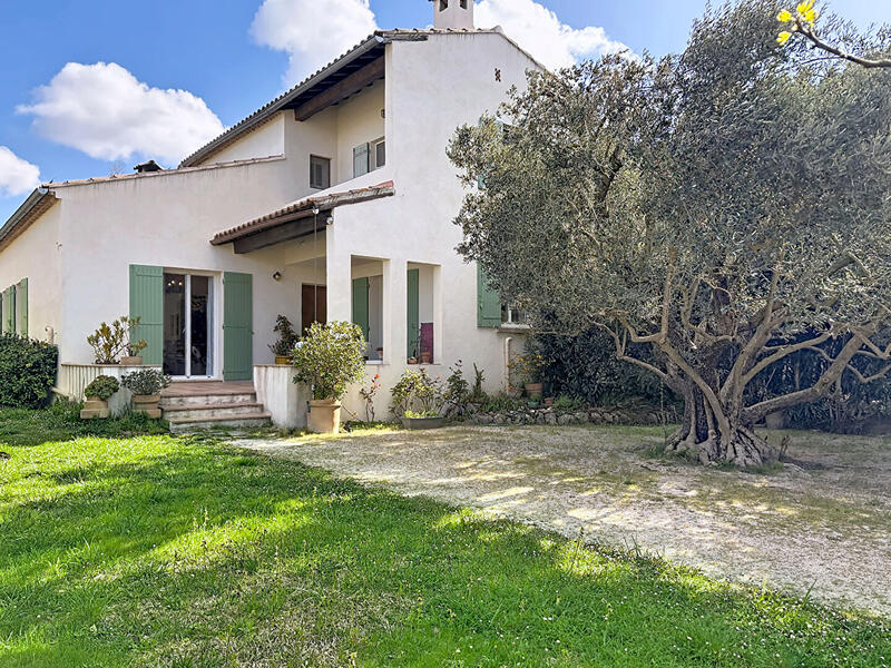 Maison - 144 m² - 7 pièces