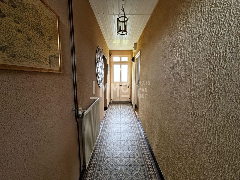 Maison - 173 m² - 9 pièces