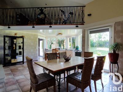 Maison - 180 m² - 7 pièces