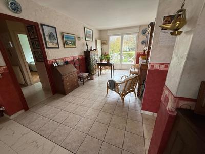 Maison - 190 m² - 6 pièces