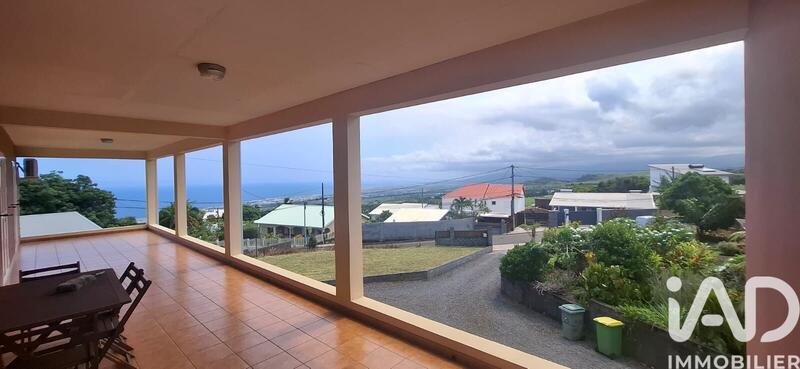 Maison - 381 m² - 5 pièces