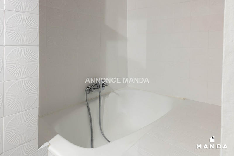 Studio - 24 m² - 1 pièce