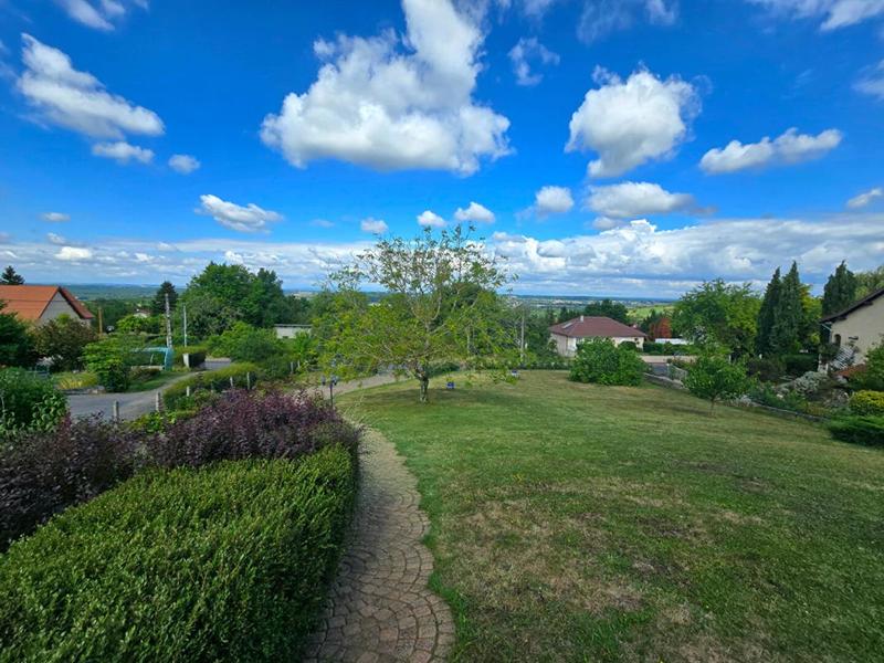 Villa - 176 m² - 6 pièces