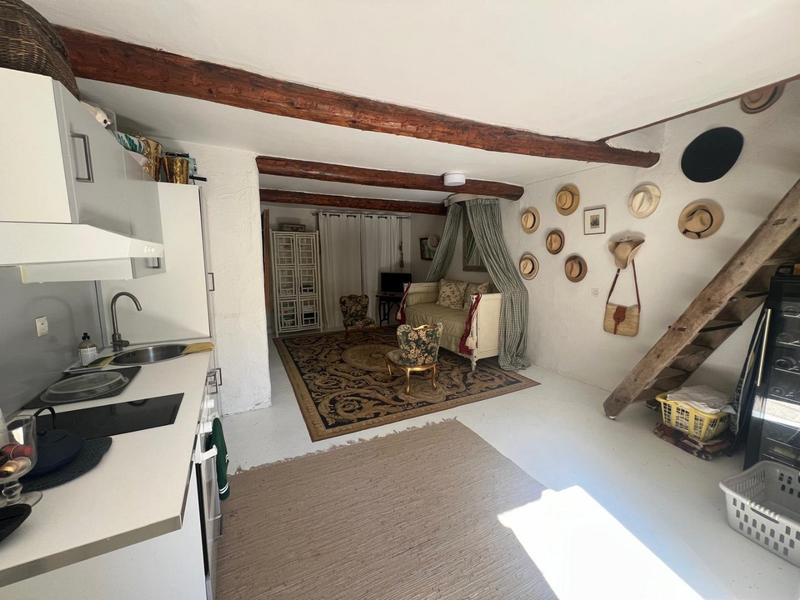 Maison de village - 300 m² - 10 pièces