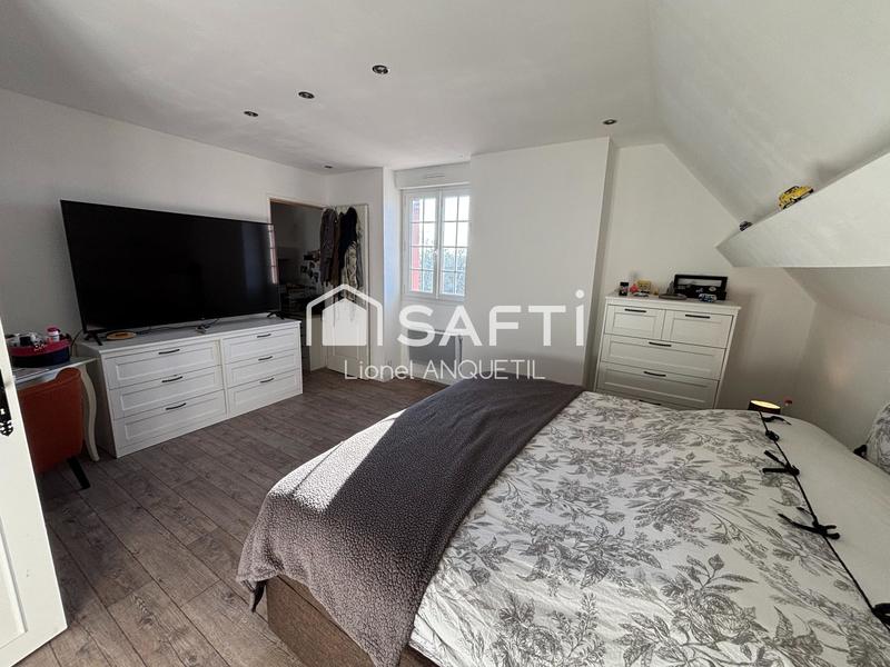 Maison - 102 m² - 4 pièces