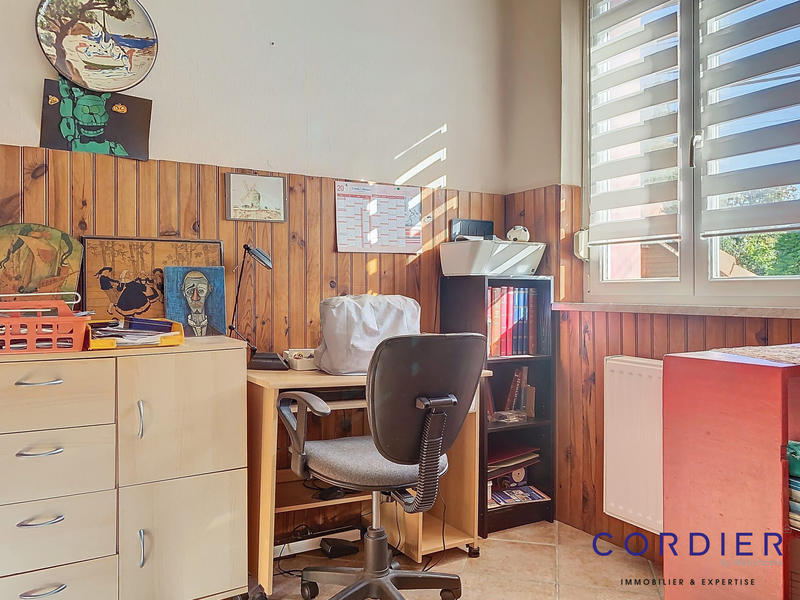 Appartement - 111 m² - 4 pièces