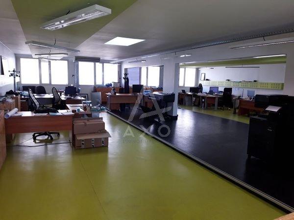 Bureau - 230 m² - 3 pièces