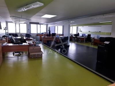 Bureau - 230 m² - 3 pièces