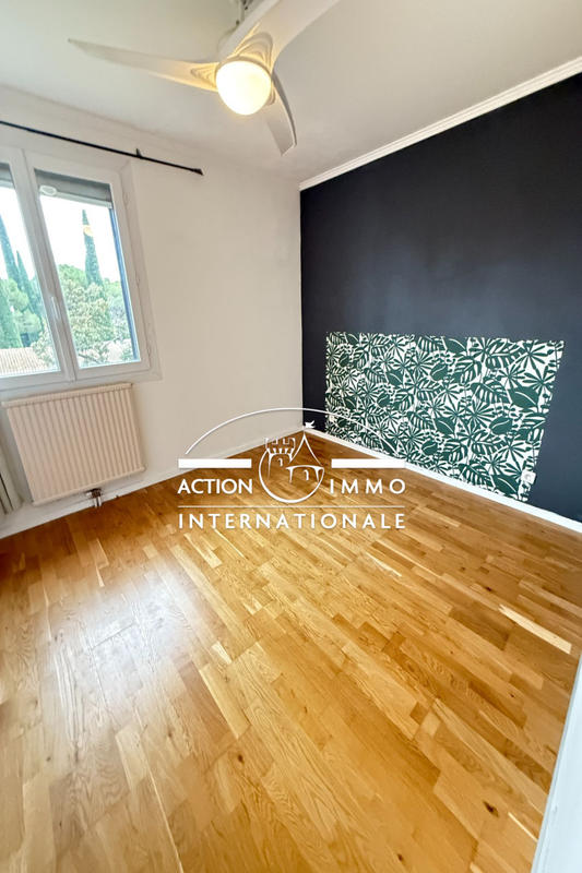 Appartement - 80 m² - 3 pièces