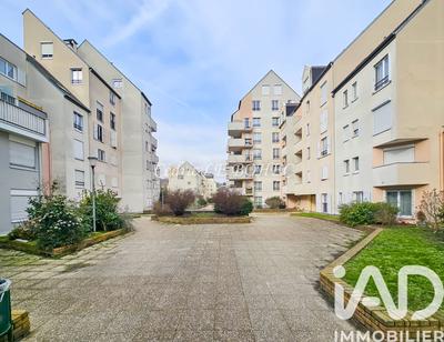Appartement - 101 m² - 5 pièces