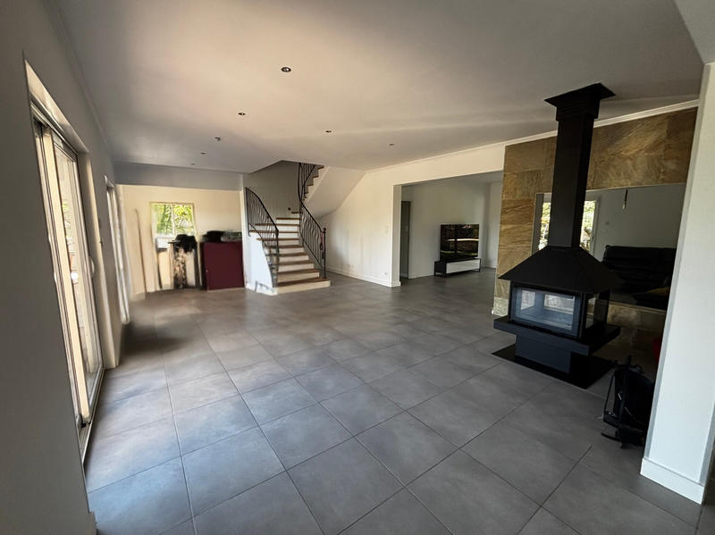 Villa - 324 m² - 7 pièces