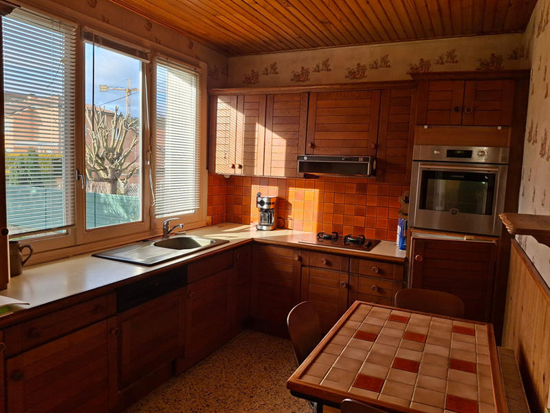 Maison - 90 m² - 5 pièces