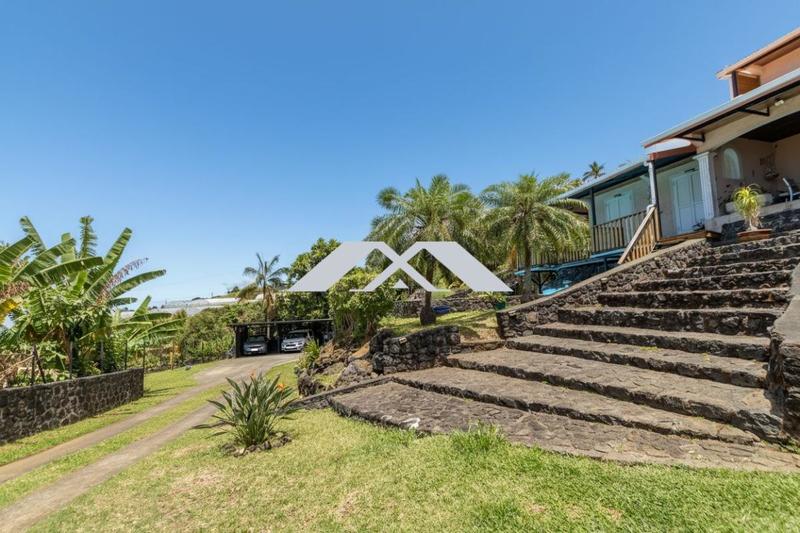 Villa - 264 m² - 9 pièces