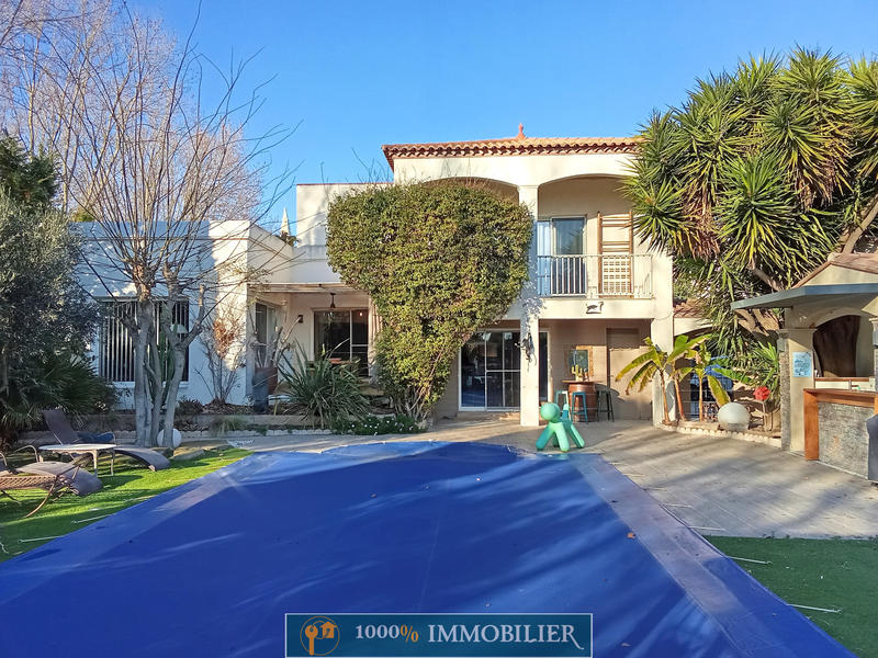 Villa - 185 m² - 6 pièces