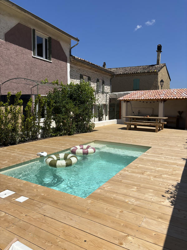 Mas - 103 m² - 3 pièces