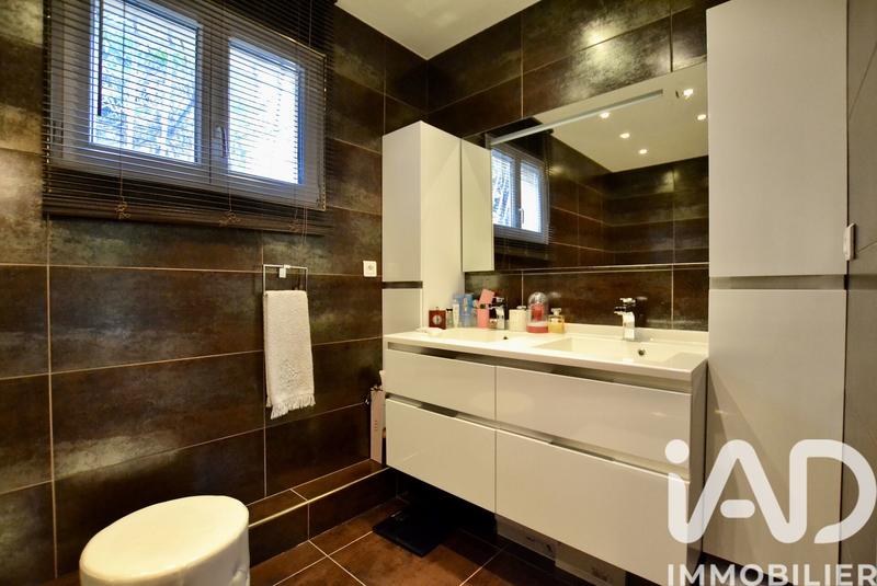 Maison de maîtres - 181 m² - 8 pièces