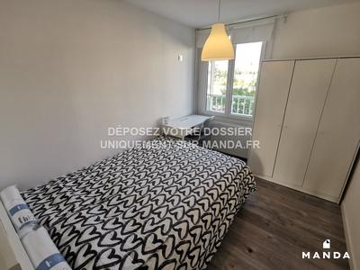 Chambre - 10 m² - 4 pièces
