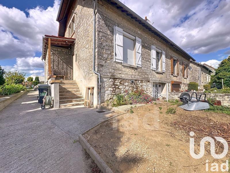 Maison de village - 94 m² - 5 pièces