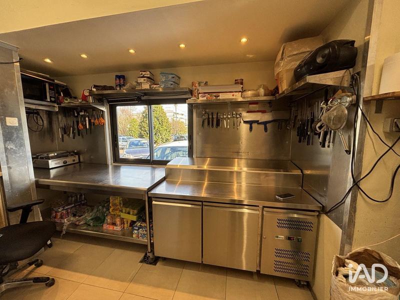 Local commercial - 200 m²