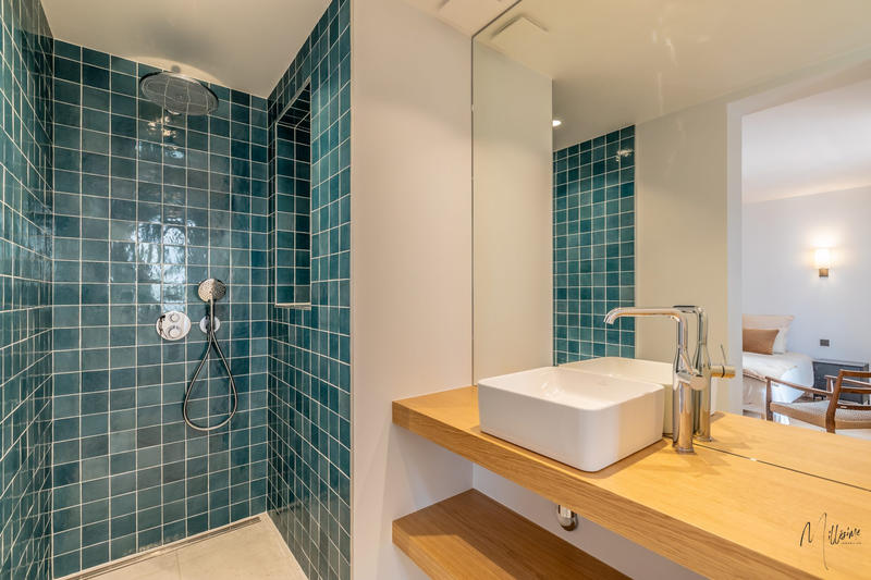 Maison - 290 m² - 8 pièces