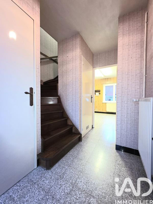 Maison - 92 m² - 5 pièces