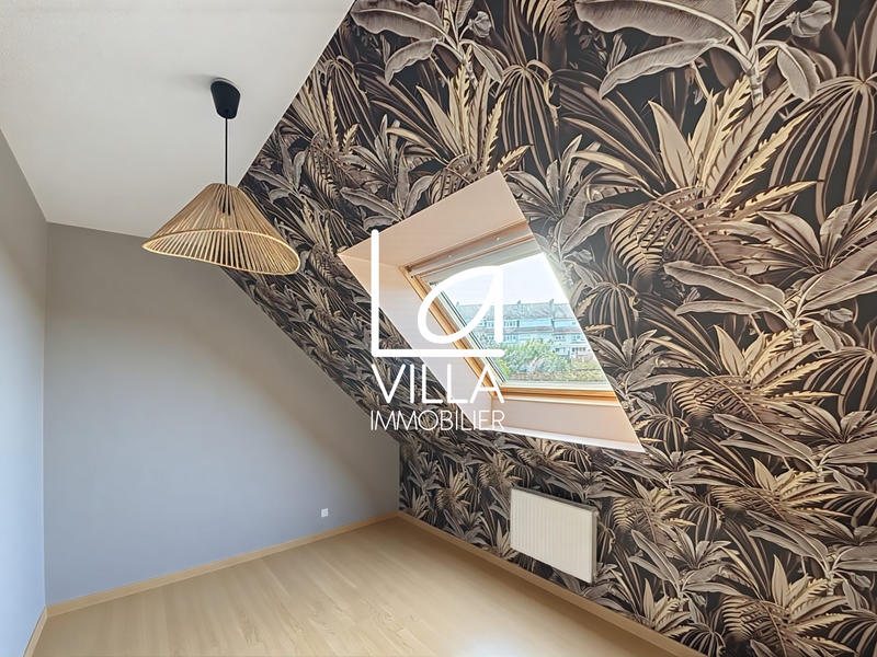 Maison traditionnelle - 117 m² - 6 pièces