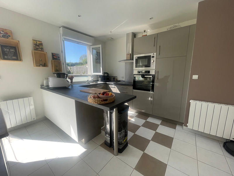 Maison - 94 m² - 4 pièces