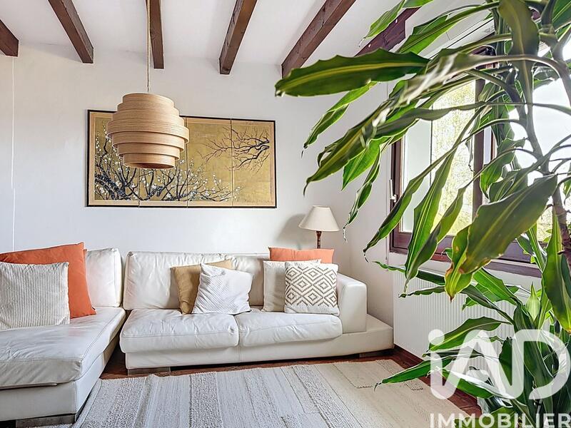 Maison - 389 m² - 7 pièces