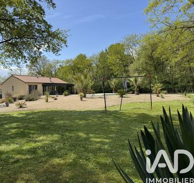 Maison - 147 m² - 6 pièces