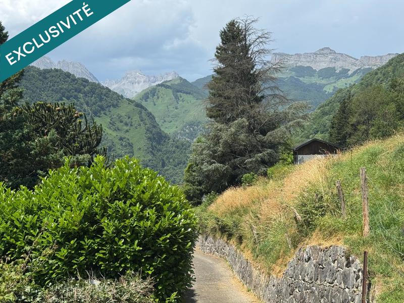 Maison - 180 m² - 9 pièces