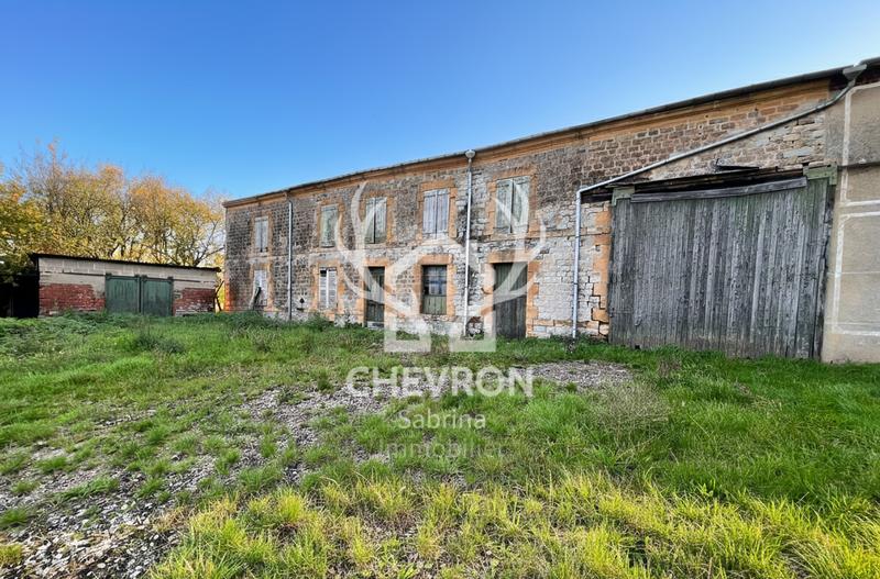 Maison - 494 m² - 10 pièces