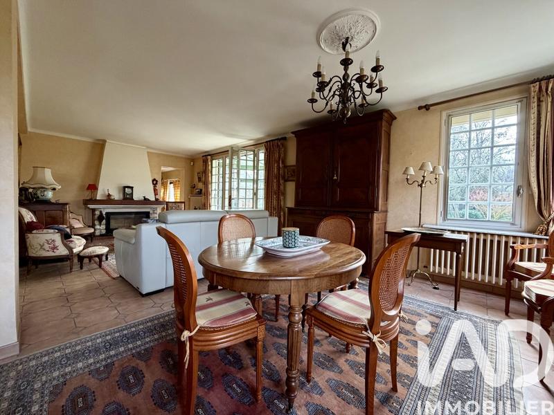 Maison - 166 m² - 6 pièces