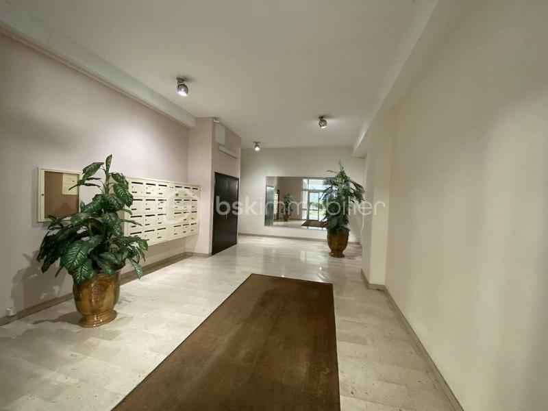 Appartement - 98 m² - 3 pièces