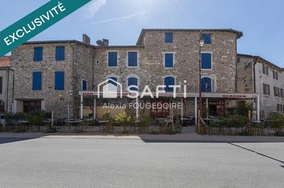 Appartement - 297 m² - 2 pièces