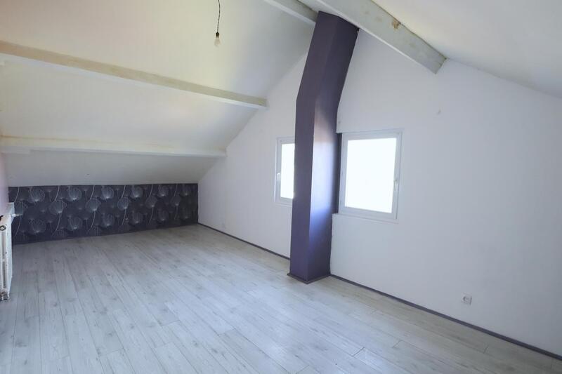 Maison - 110 m² - 6 pièces