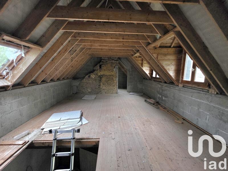 Maison - 85 m² - 6 pièces