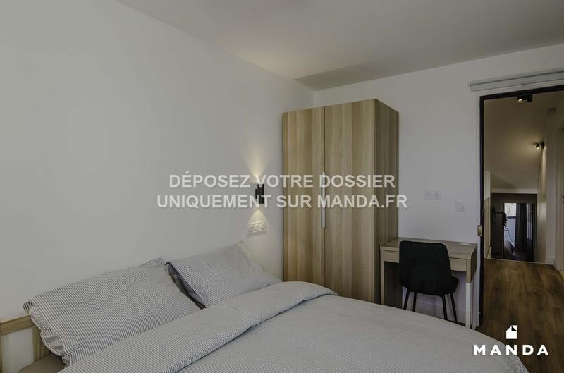 Chambre - 9 m² - 5 pièces