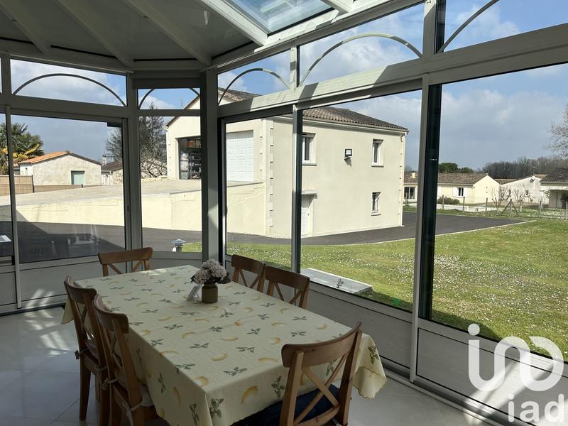 Maison - 286 m² - 8 pièces