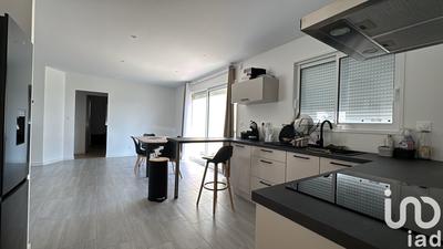 Maison - 104 m² - 4 pièces